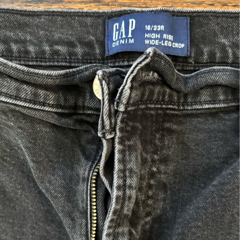 GAP Women's Black Wide-Leg Jeans